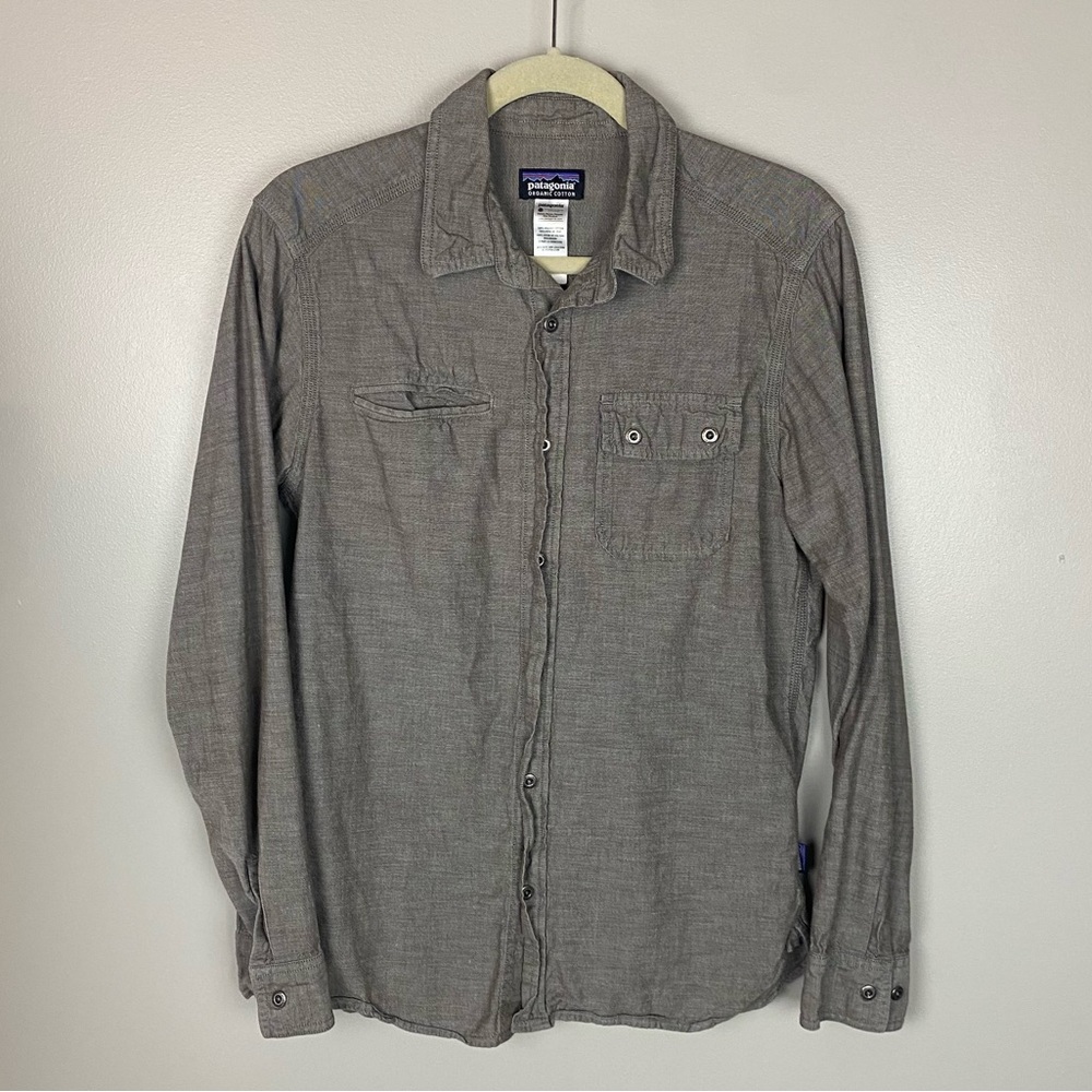 Patagonia Organic Cotton Long Sleeve Button Up Shirt size small gray lightweight